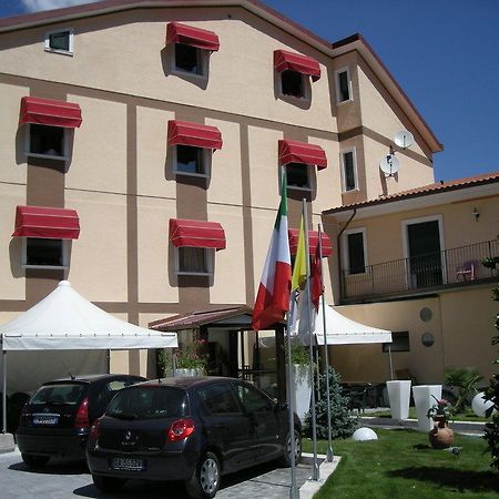 Hotel De Meis Capistrello Exteriér fotografie